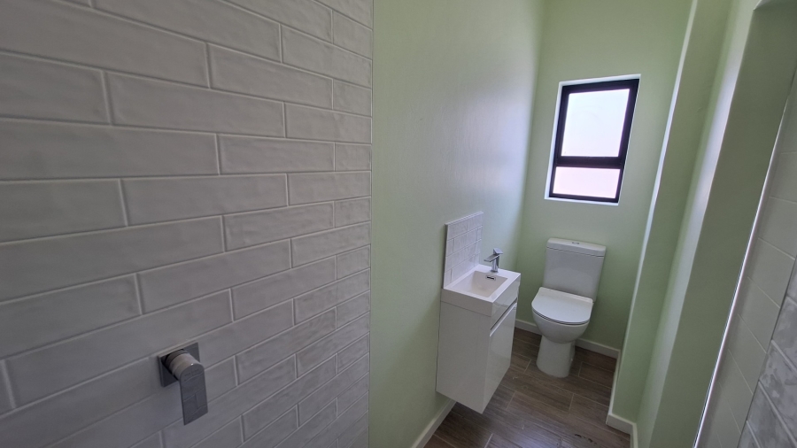 3 Bedroom Property for Sale in Velddrif Western Cape